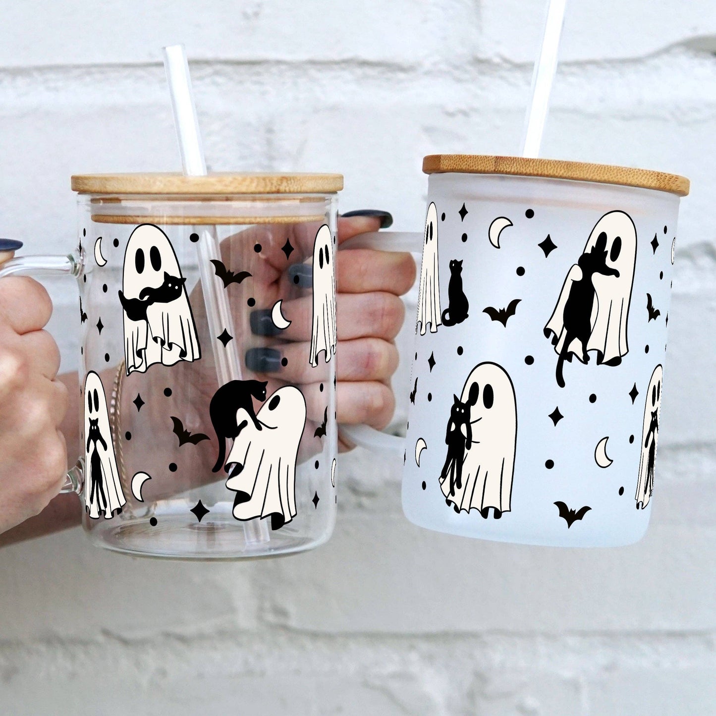 Ghosts Holding Cats 17oz Glass Can Cup With Lid and Straw (Clear Glass)