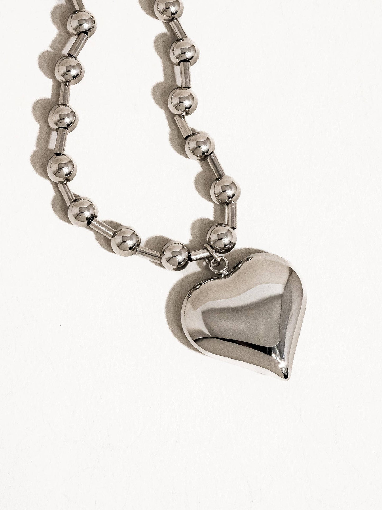 Paris 18K Gold Non-Tarnish Large Heart Chain Necklace: Silver
