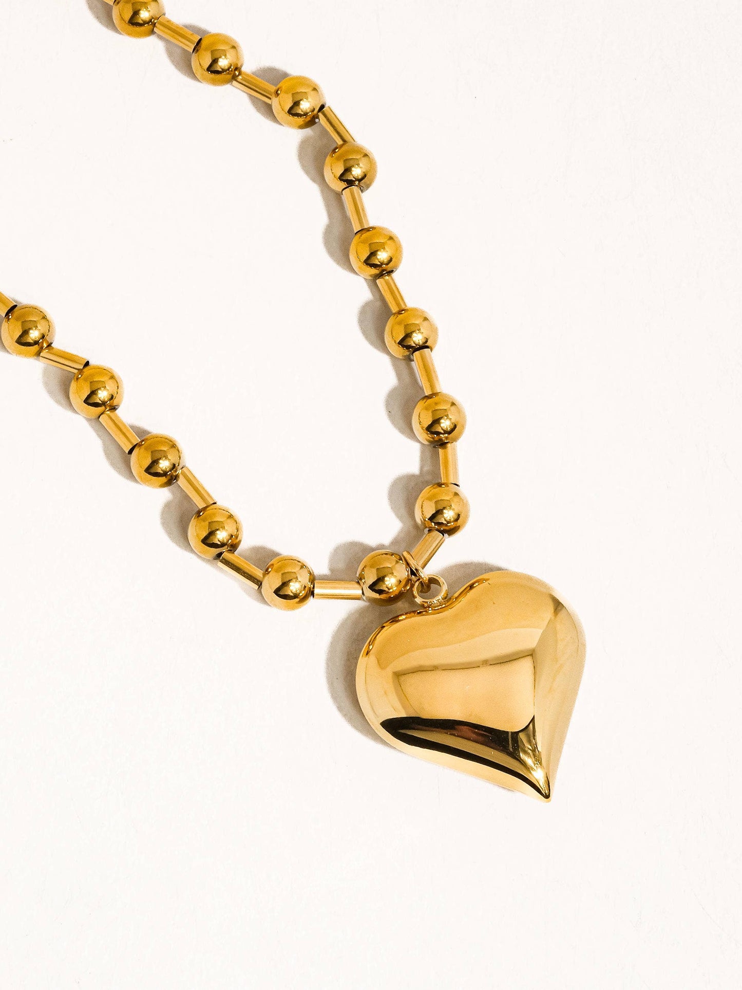 Paris 18K Gold Non-Tarnish Large Heart Chain Necklace: Yellow Gold