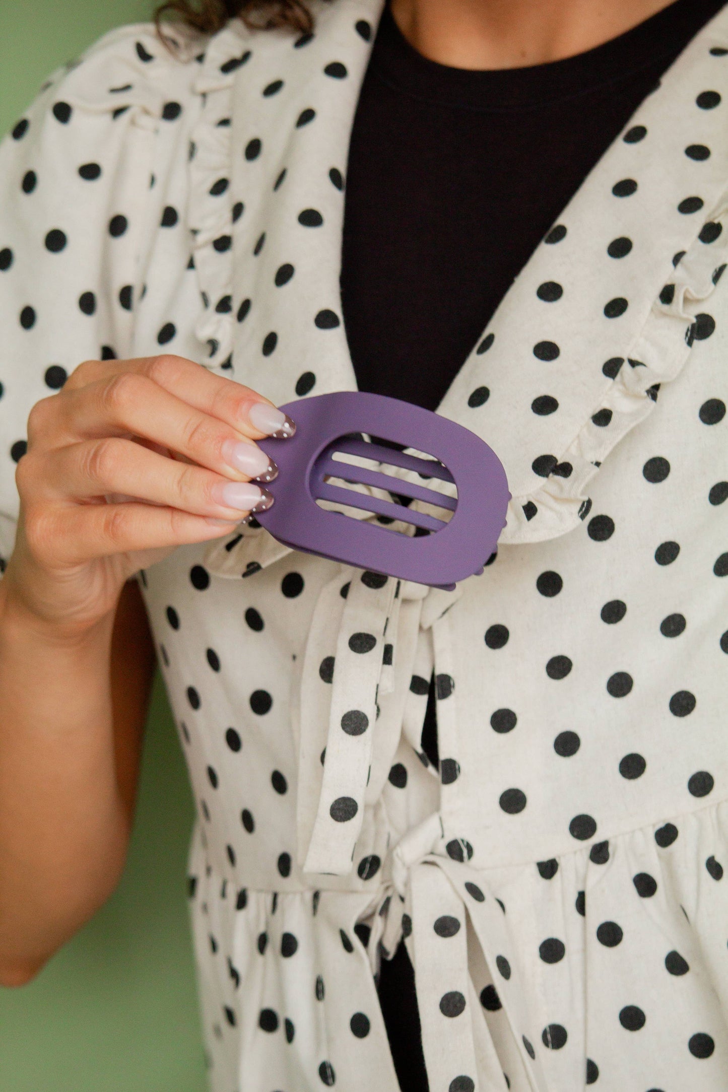 Circle Cutout Flat Claw Clip: Eggplant