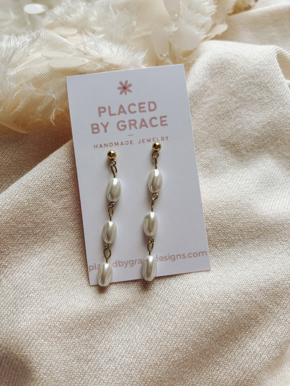 Minimalist Linked Pearl Earrings