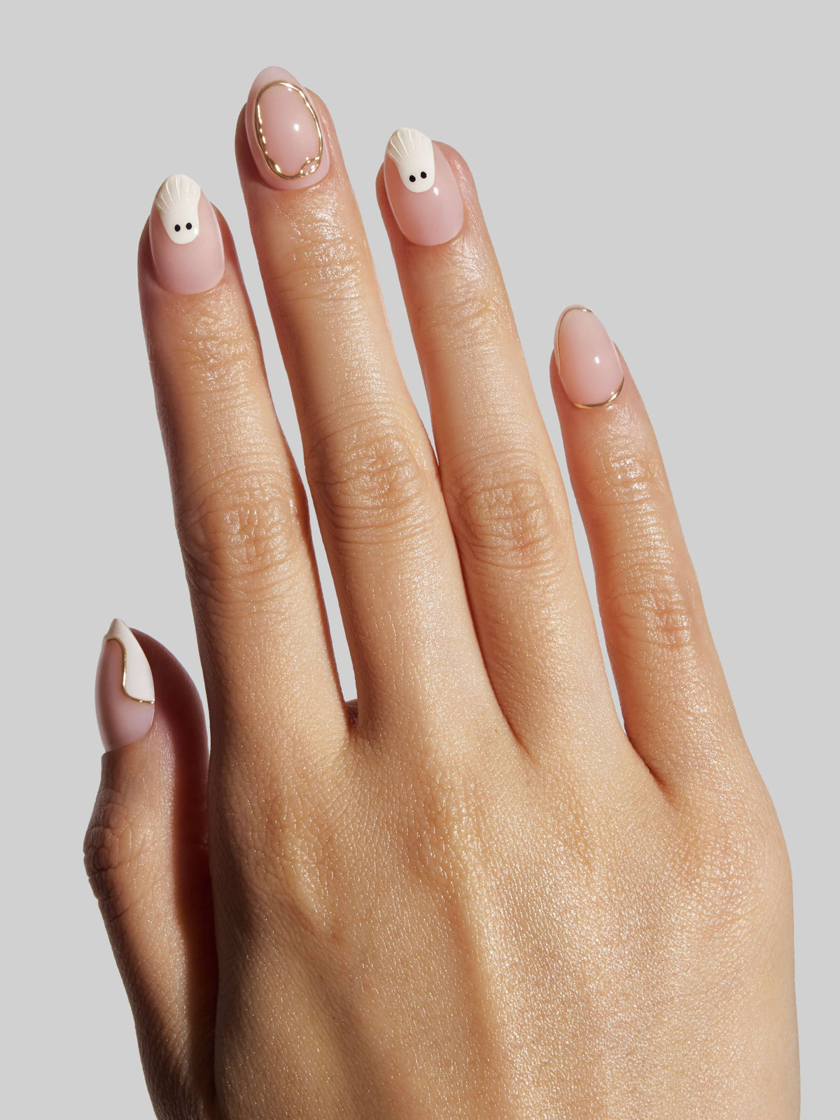 Vanilla Boo Nails