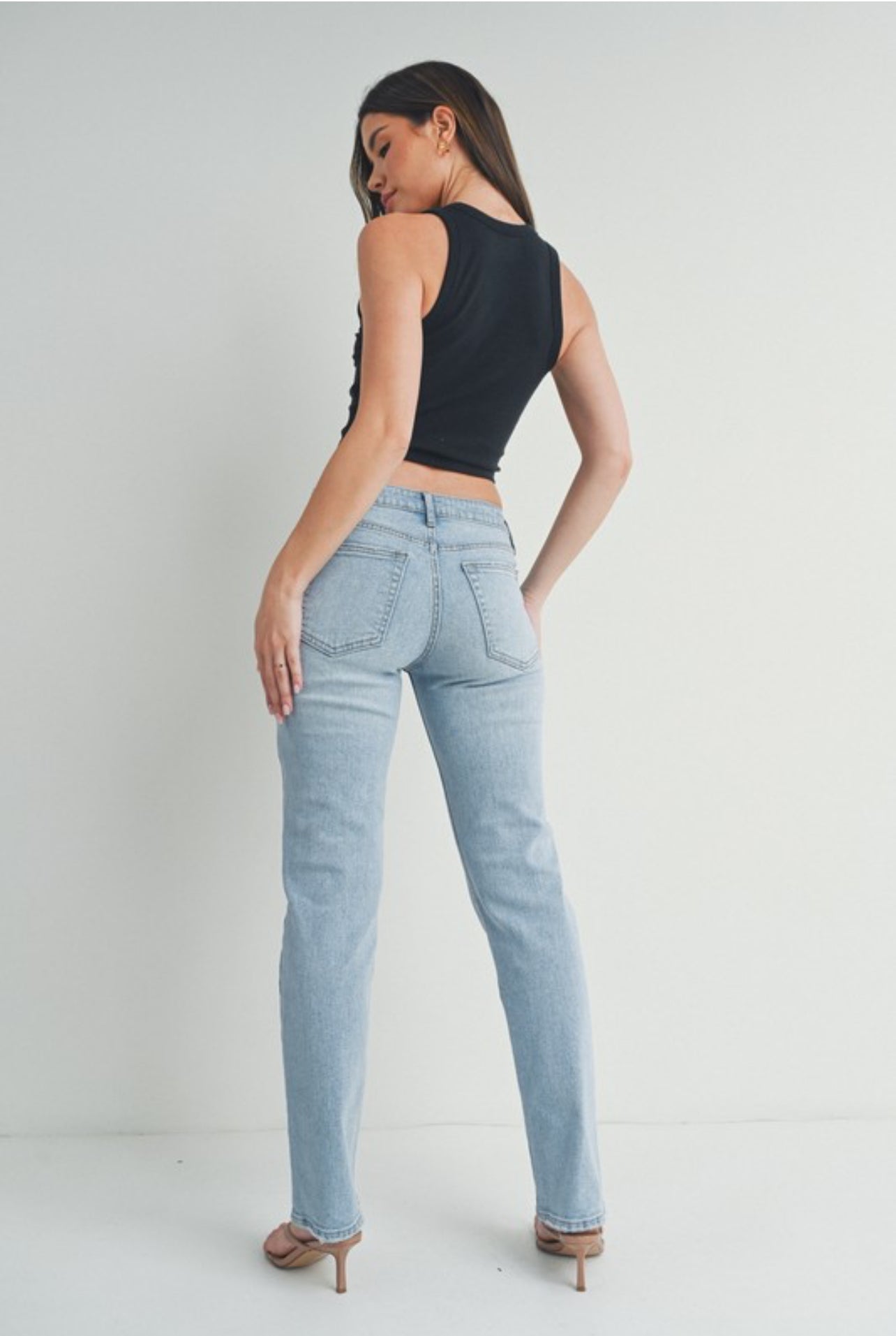 Mid-Rise Light Wash Straight Jean