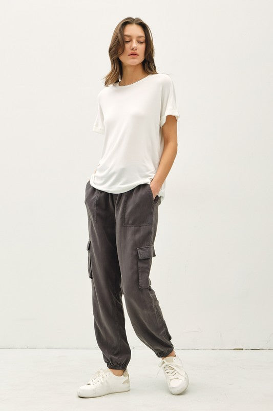 Off-White Basic Flowy Tee