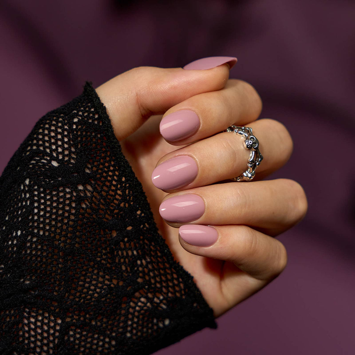 Gothic 3D Cat Eye Nails: Hidden Romance