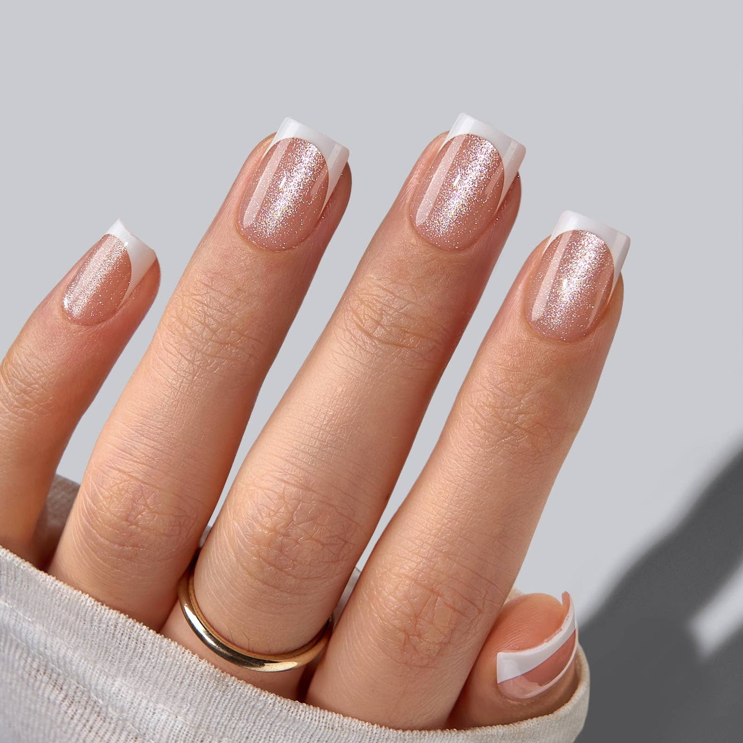 Pink Cat Eye Glossy Almond Nails - French Fake Nails Kit: Golden Cheers