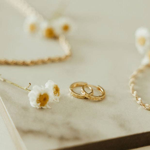 Sydney Hammered Hoops: Gold