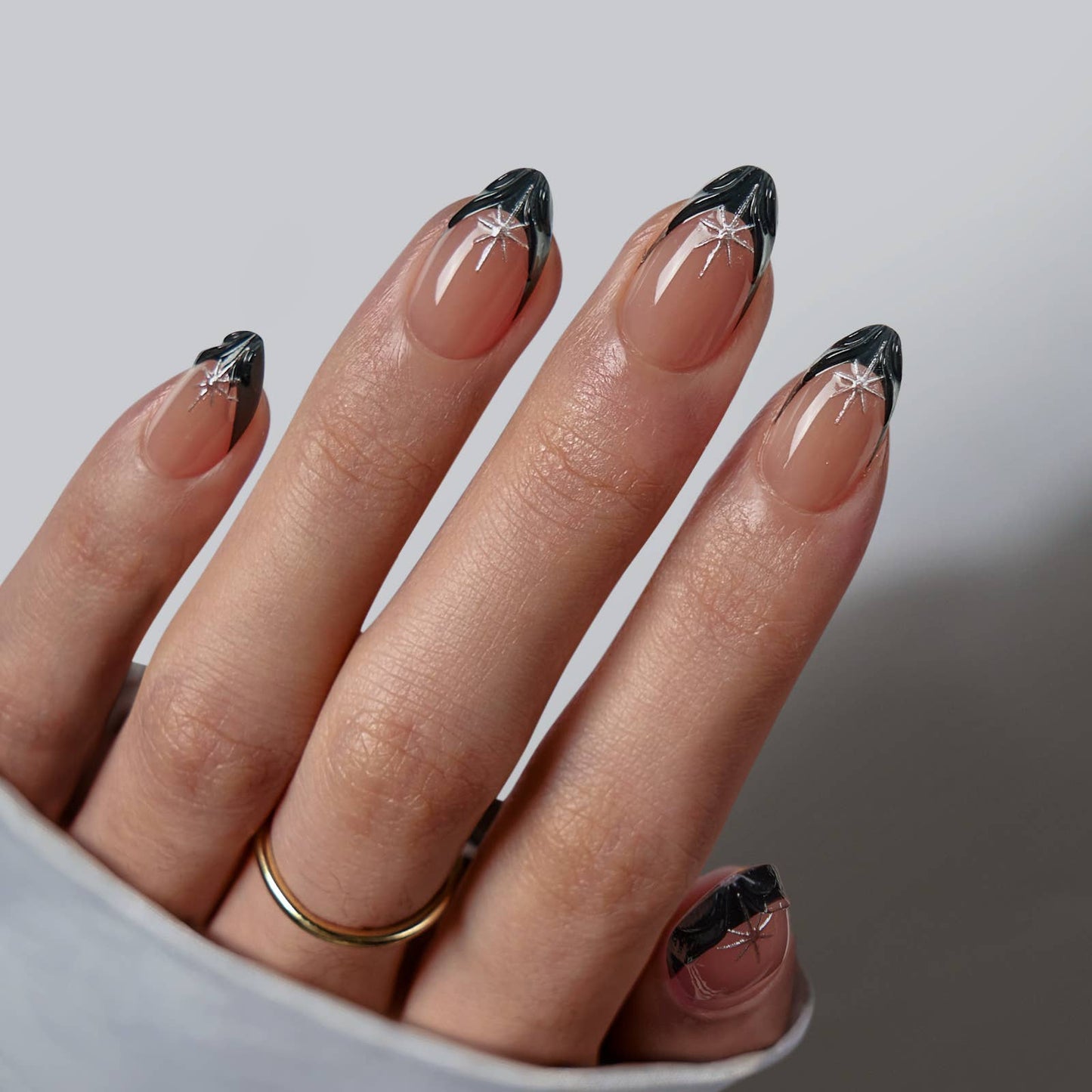 Cat Eye Nails Press On - Almond Fake Nails for Spring Summer: Midnight Spark