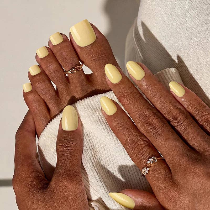 BTArtbox Extra Short Press On Nails - Pastel Yellow Almond: Weekend Ease