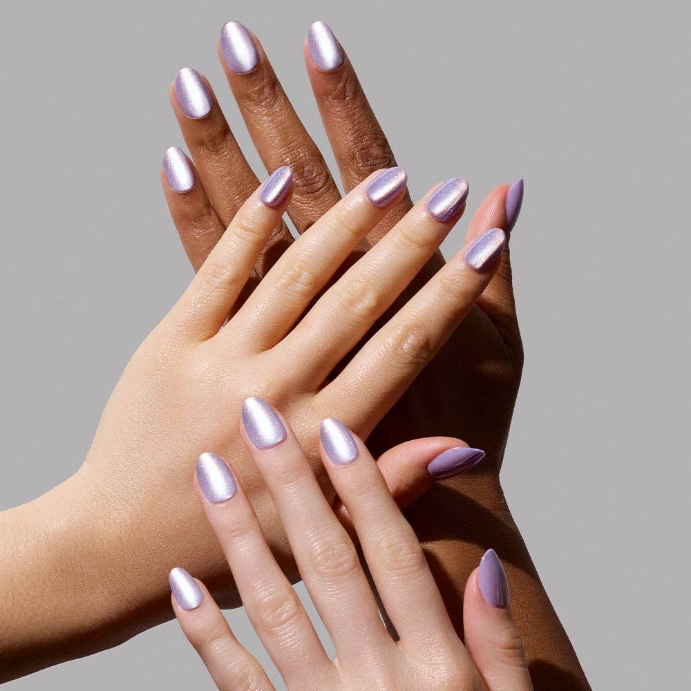 Mermaid's Tail Press-On Nails | Short Oval Purple Iridiscent