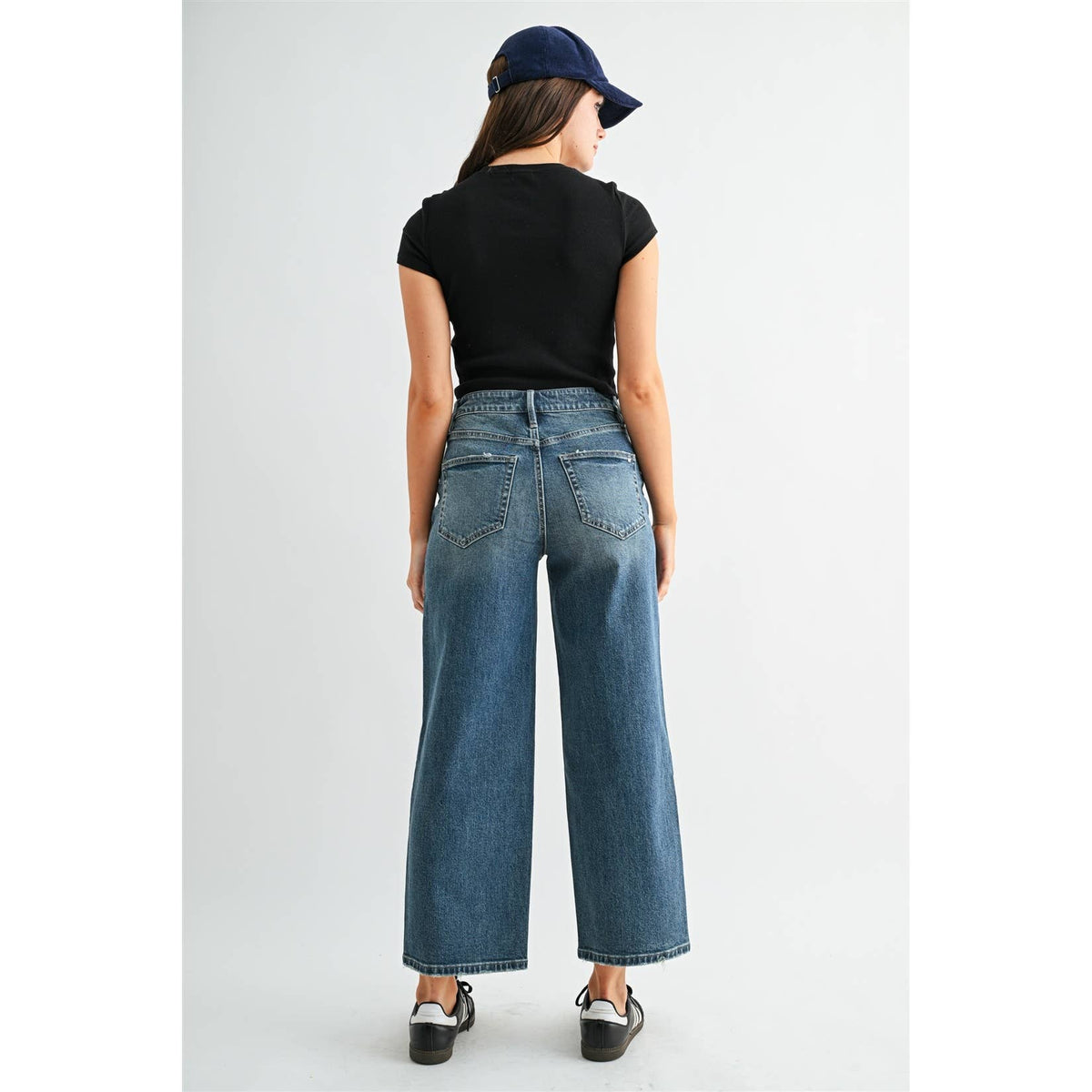Harbor Straight Ankle Jeans