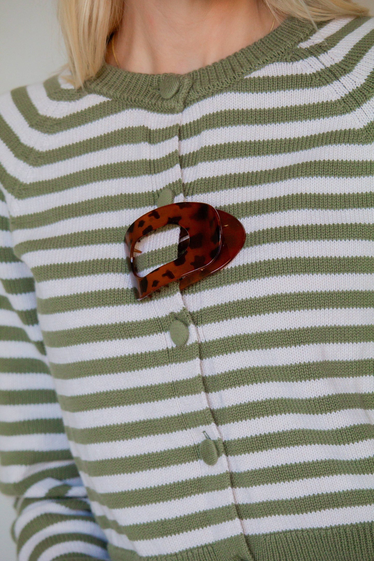 Circle Cutout Flat Claw Clip: Leopard