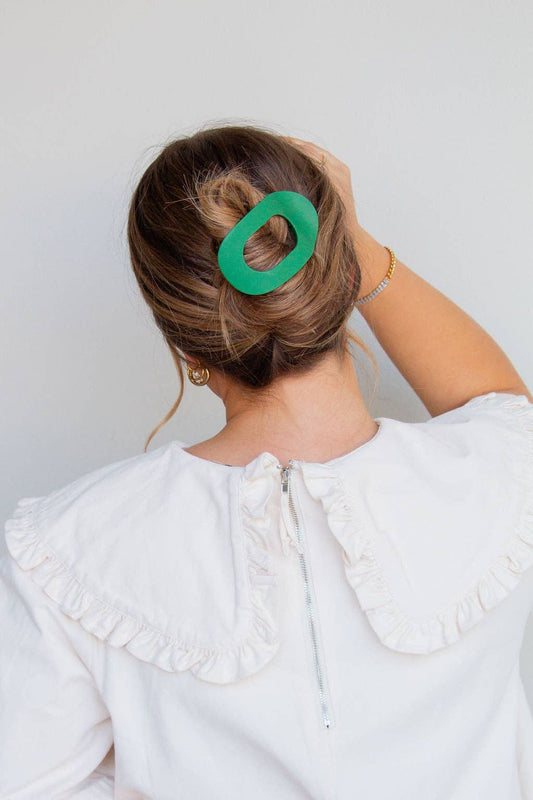 Circle Cutout Flat Claw Clip: Dark Green