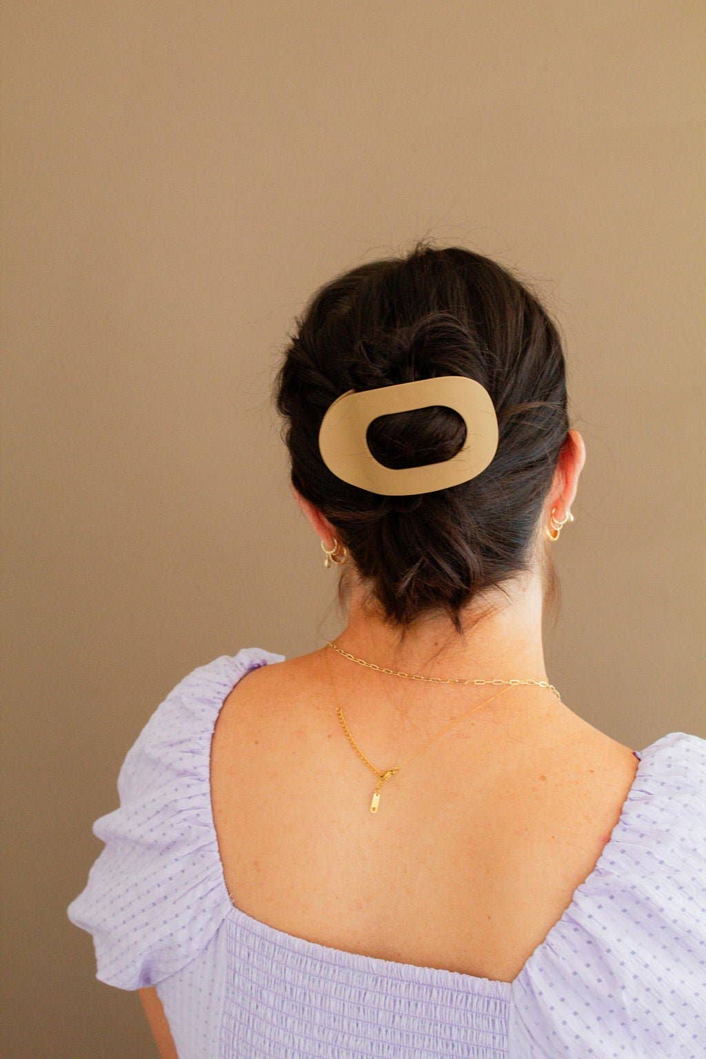 Circle Cutout Flat Claw Clip: Tan