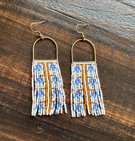Bleeding Hearts Handmade Beaded Earrings – Alaskan Roots