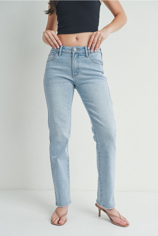 Mid-Rise Light Wash Straight Jean