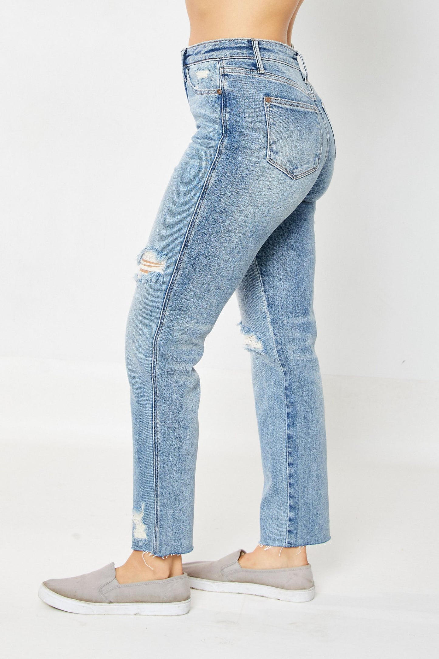 Judy Blue Rigid Magic Destroyed Straight Jeans