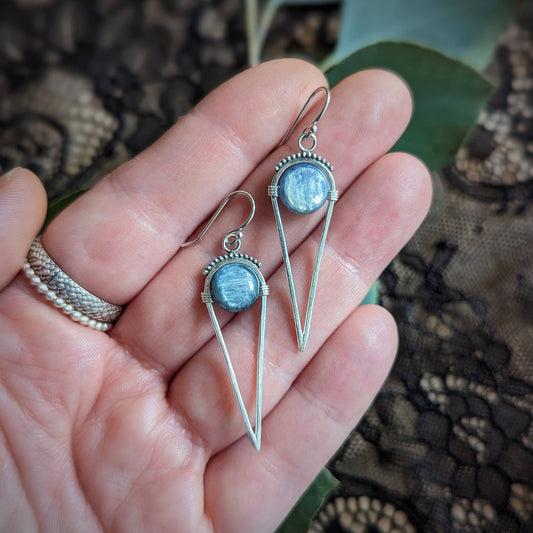 Kyanite Loupe Earrings