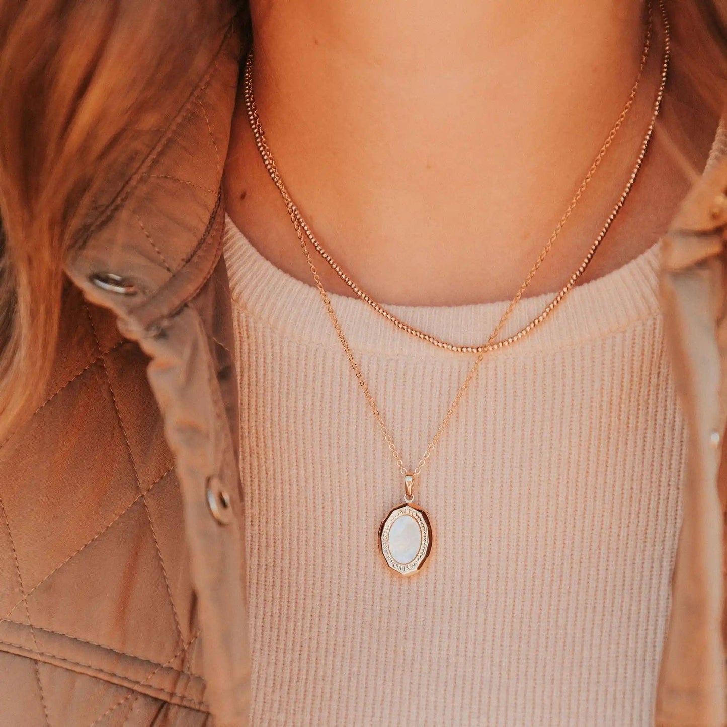 Isabelle Locket Necklace: Gold / 17.5"