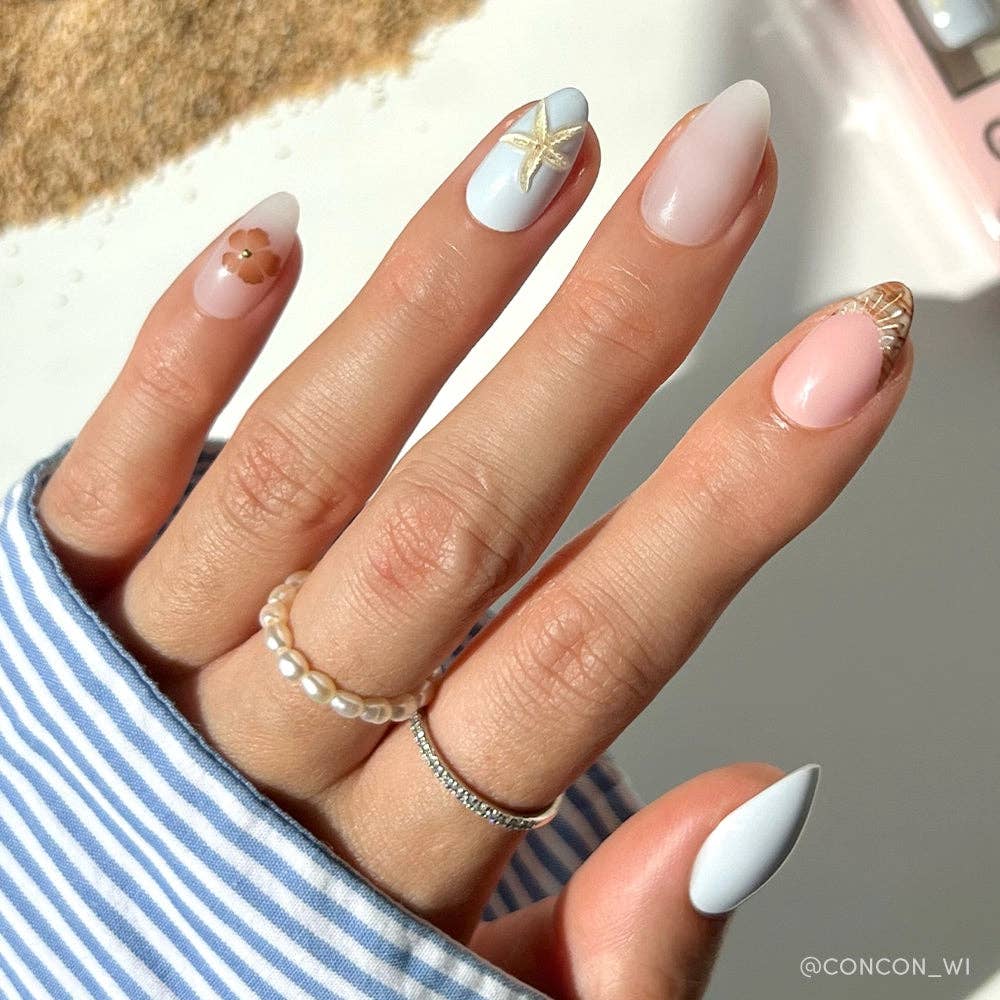 Sea Star Nails