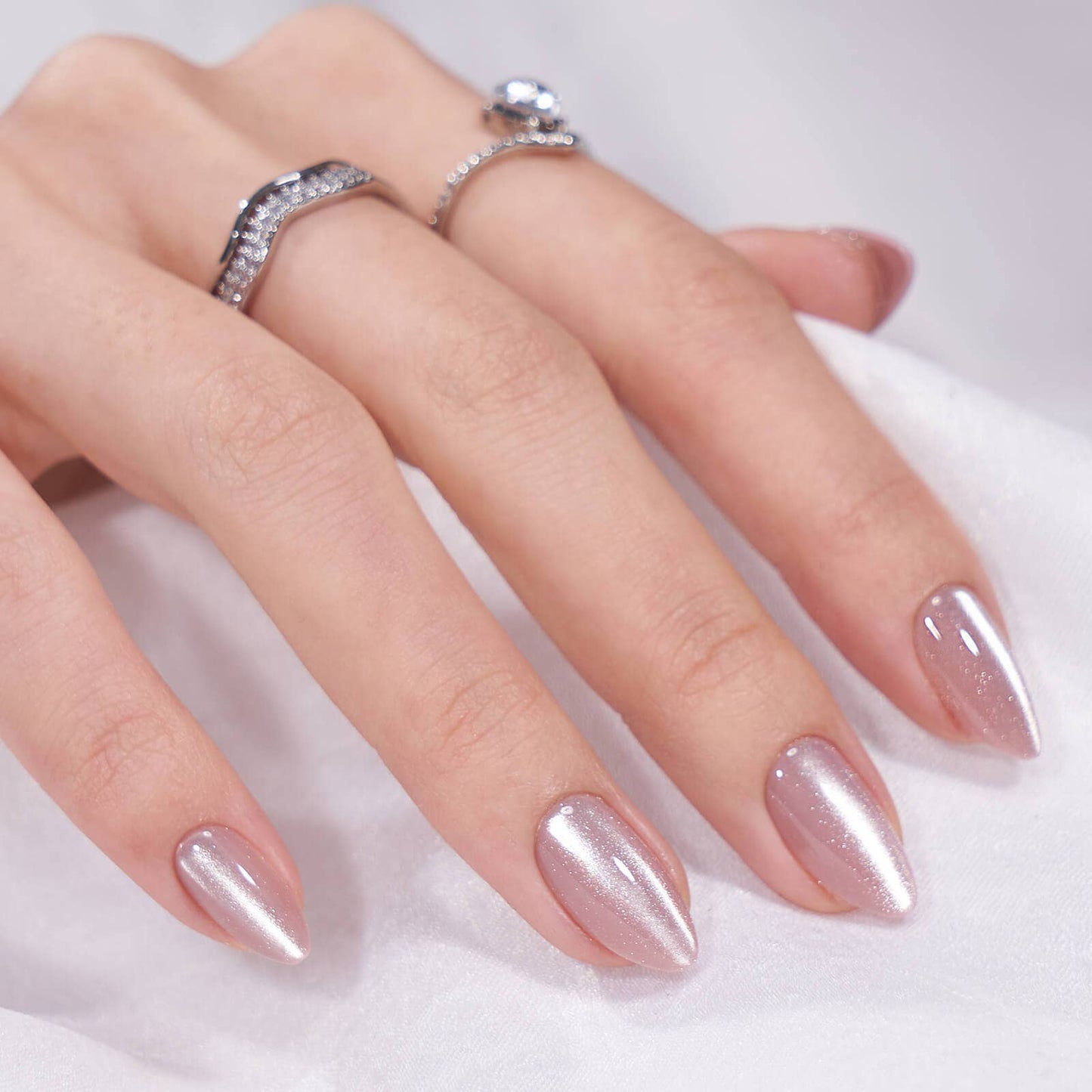 Pink Cat Eye Fake Nail- Reusable Short Almond Press On Nails