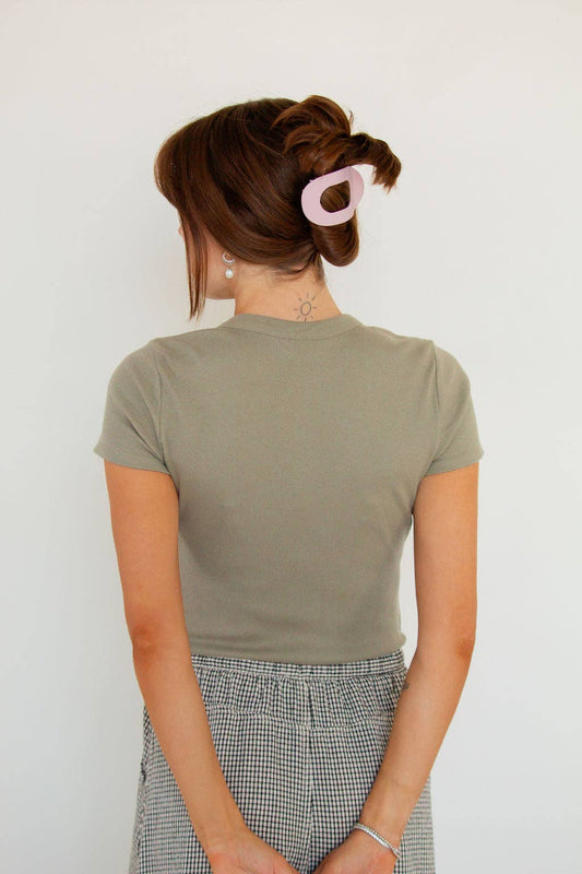 Circle Cutout Flat Claw Clip: Pink